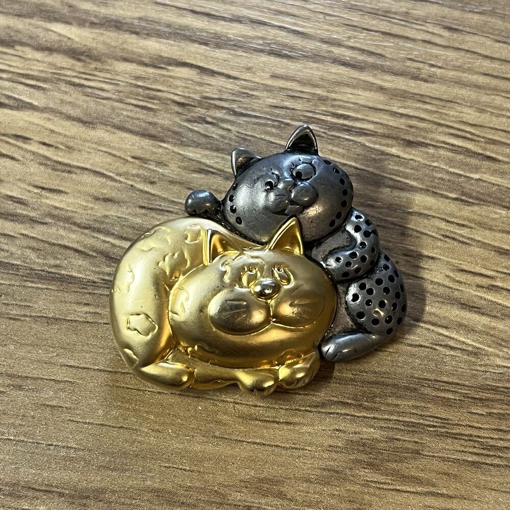 Cute Cat Brooch Pin Signed Danecraft Kitten Kitty